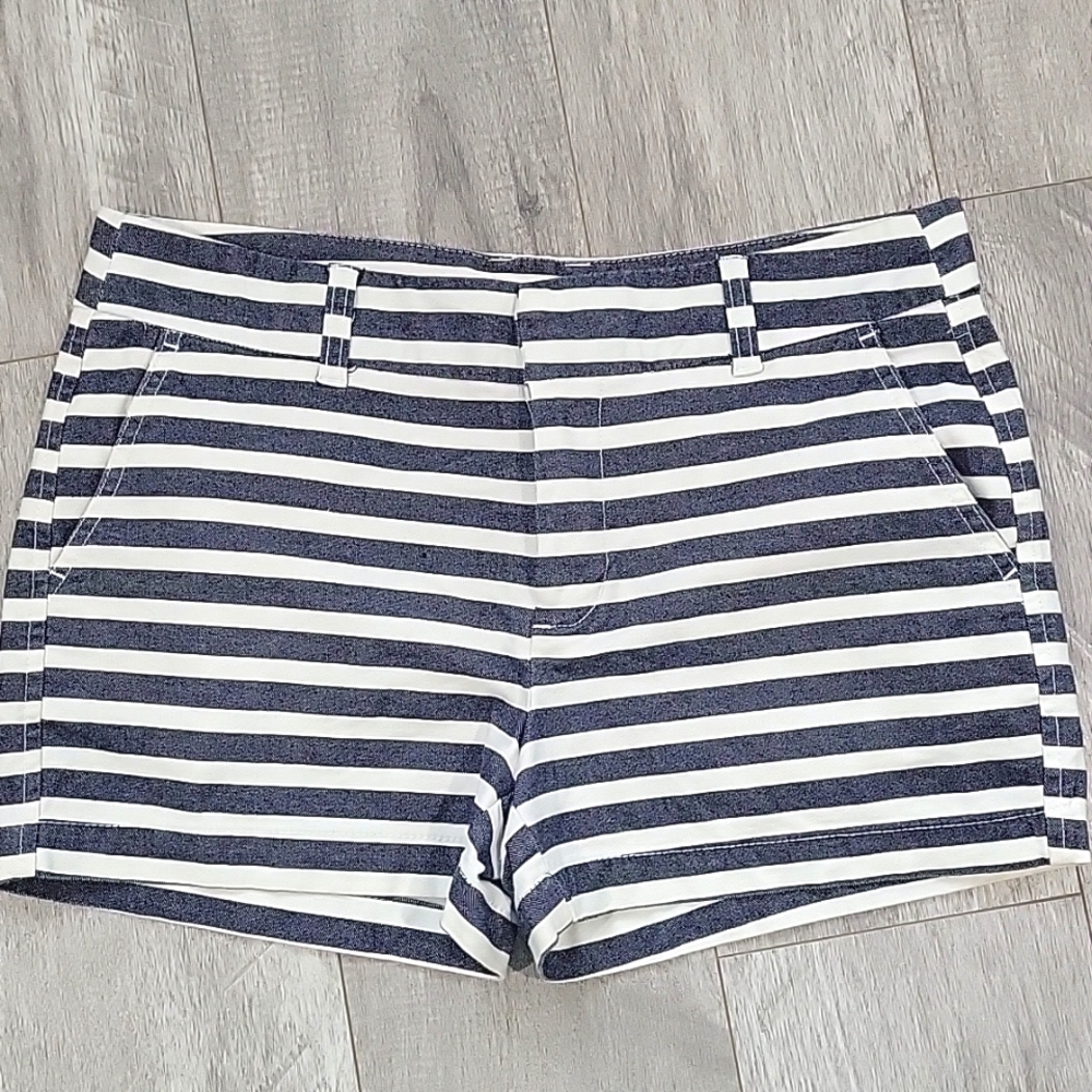 GAP shorts Size 2